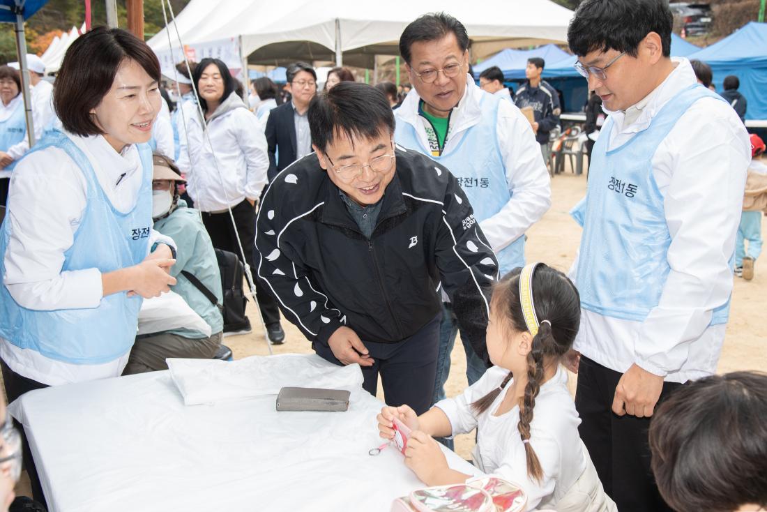 20251108_금정구민 한마음 체육대회-동부스방문_1.jpg
