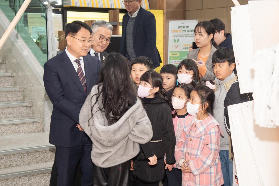 20251117_꿈의 스튜디오 금정 '조물조물 꾸꾸꾸' 결과 발표회_5.jpg