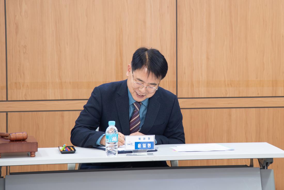 20251127_제11회 의료급여심의위원회 회의 _5.jpg