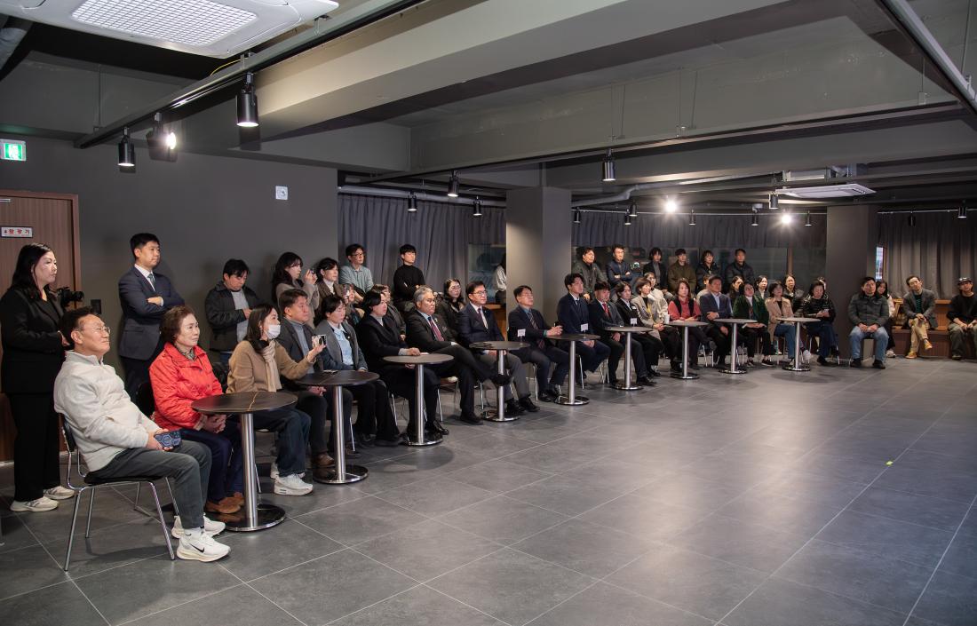 20251127_부산대학로 버추얼 팝업 개소식_14.jpg