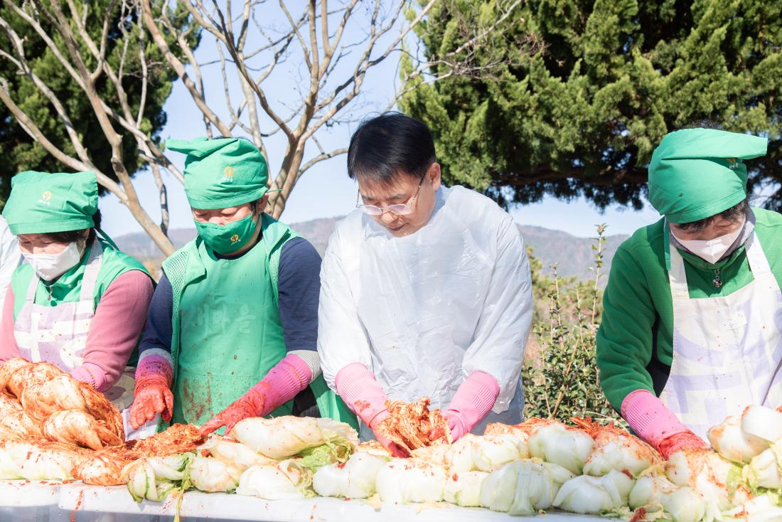 20251128_선두구동 새마을부녀회, 사랑의 김장나눔 행사_6.jpg