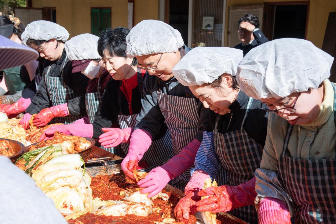 20251130_성불사, 사랑의 김장나눔 행사_4.jpg