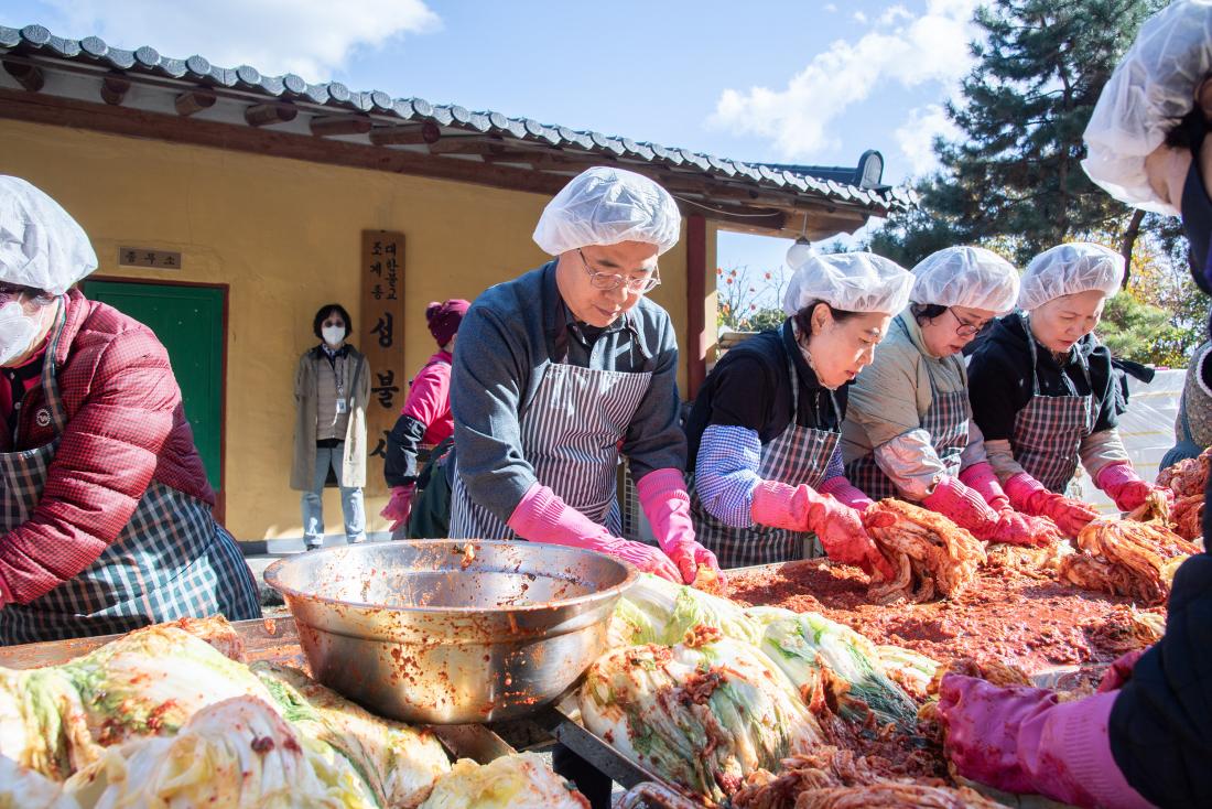 20251130_성불사, 사랑의 김장나눔 행사_10.jpg