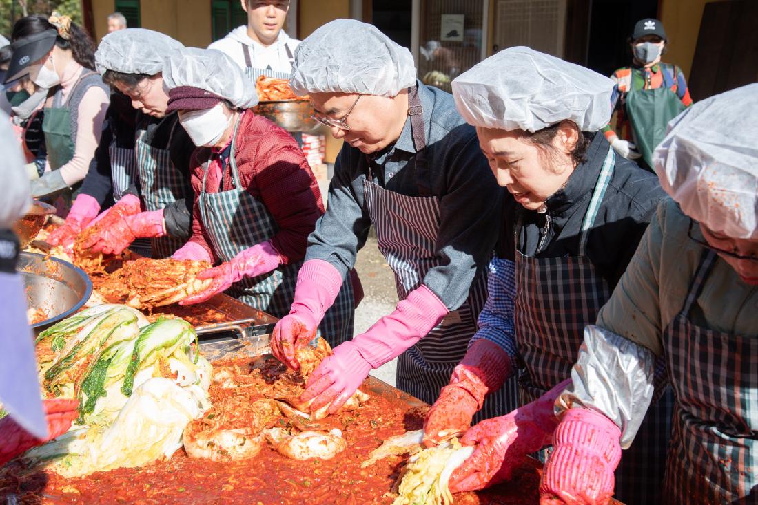 20251130_성불사, 사랑의 김장나눔 행사_7.jpg