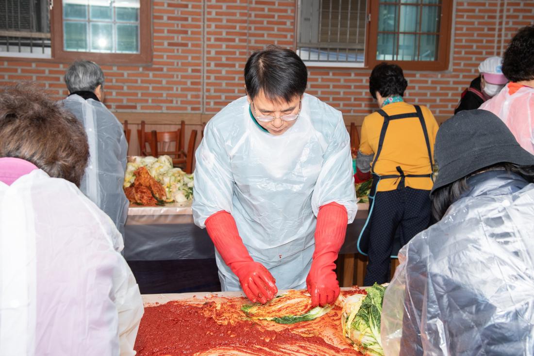 20251202_서3동 지역사회보장협의체, 사랑의 김장나눔 행사_4.jpg