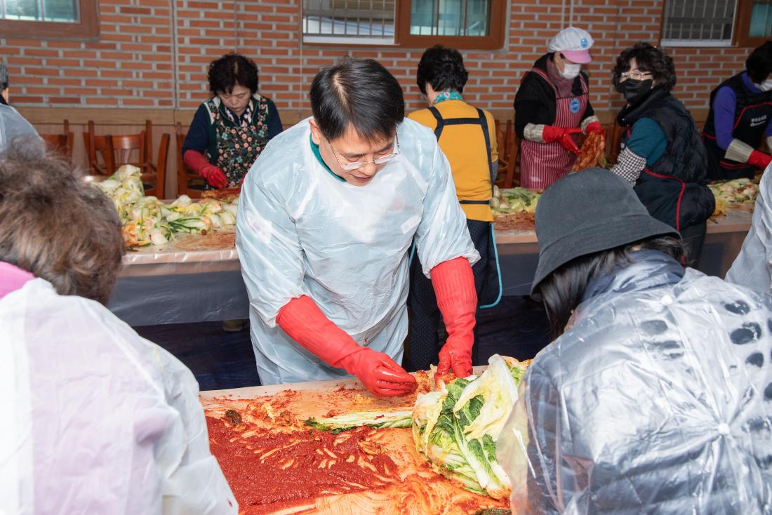 20251202_서3동 지역사회보장협의체, 사랑의 김장나눔 행사_3.jpg