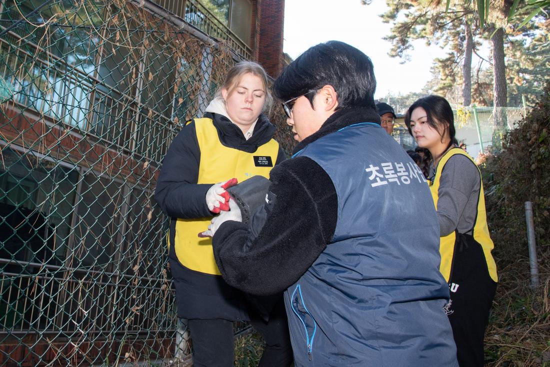 20251206_바르게살기운동금정구협의회, 연탄나눔사업_16.jpg