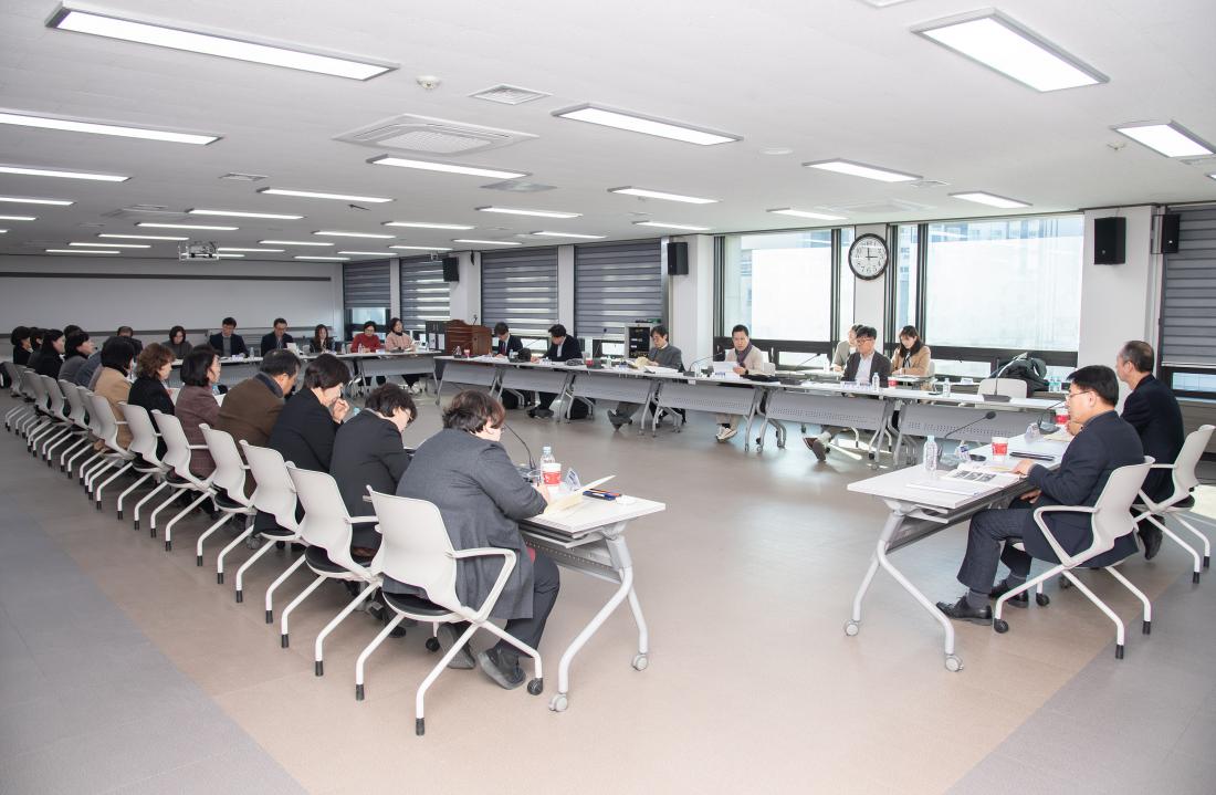 20251209_2025년 구청장 공약이행평가단 회의_14.jpg