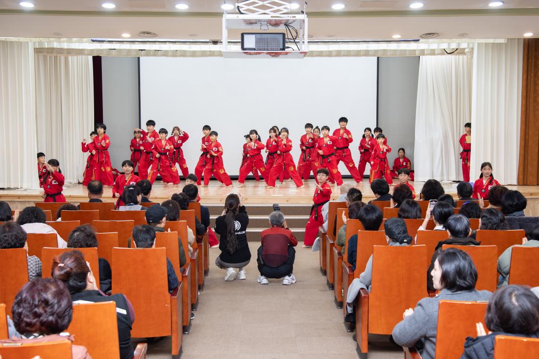 20251211_금정구 자원봉사자 만남의 날_2.jpg