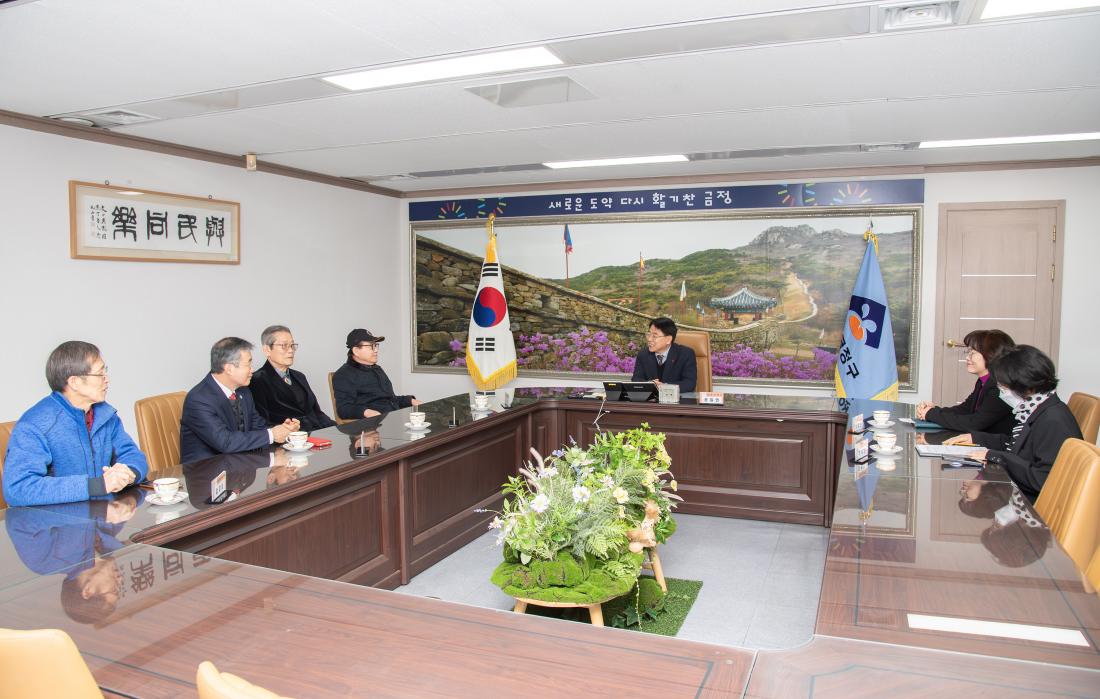 20251212_(사)한국청소년육성회 금정구지회, 장학금 전달_5.jpg