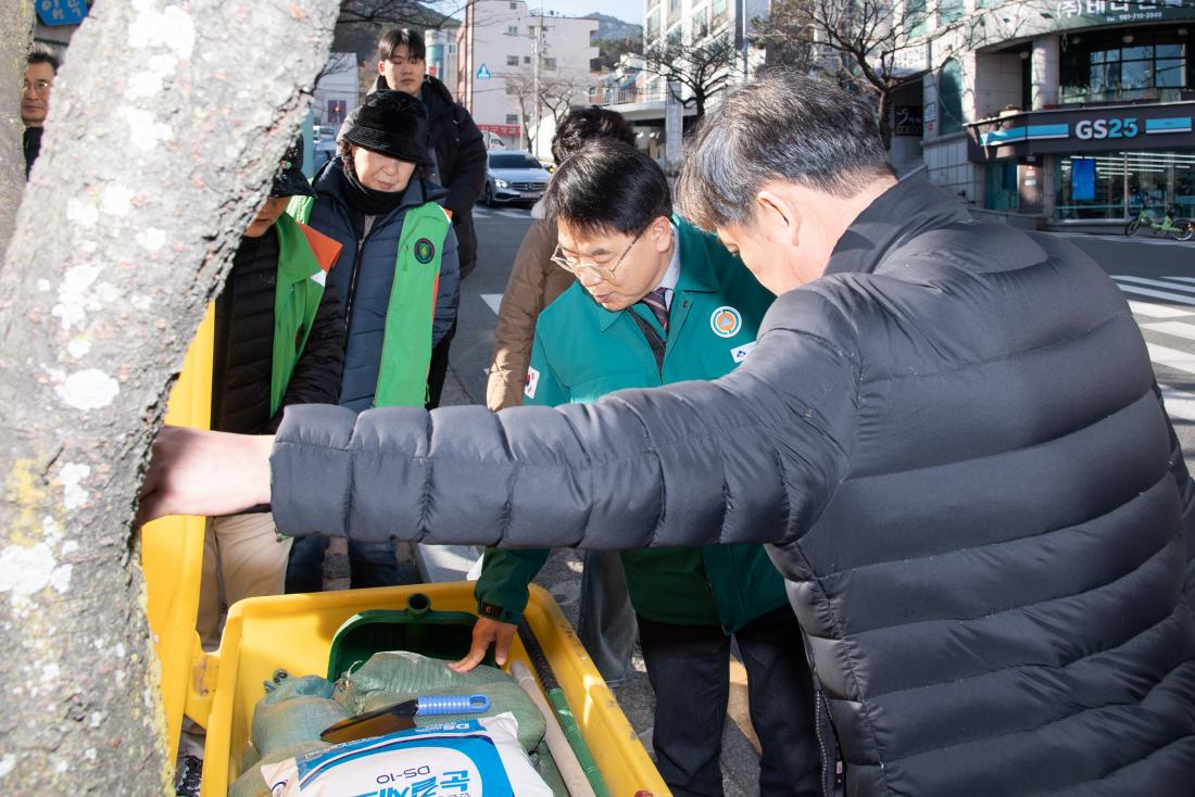20251215_동절기 민생안정 현장방문_10.jpg
