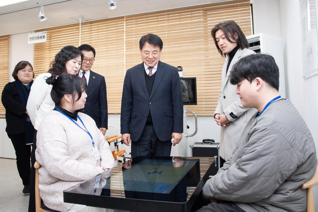 20251219_금정나무그늘(고령친화용품홍보체험관 8호점) 개소식_9.jpg