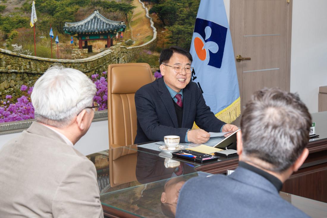 20251222_부광자원주식회사, 이웃돕기 성금 기탁_3.jpg