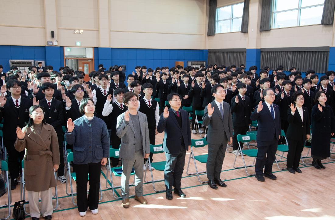 20251229_의인 이수현 추모식_8.jpg