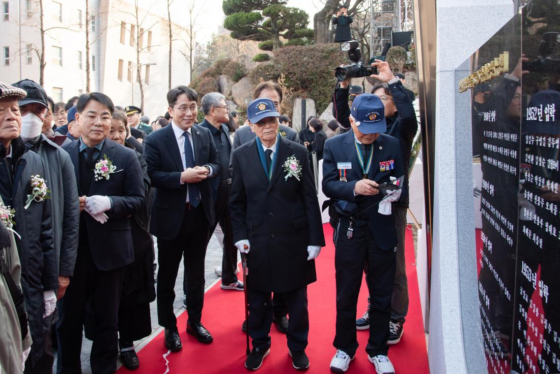 20251229_부산대학교 동문 6.25 참전유공자 명비 제막식_9.jpg