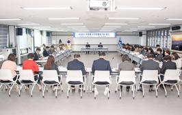 20251209_2025년 구청장 공약이행평가단 회의_1.jpg