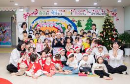 20251212_제1회 금정구청어린이집 행복나눔 예술제_1.jpg