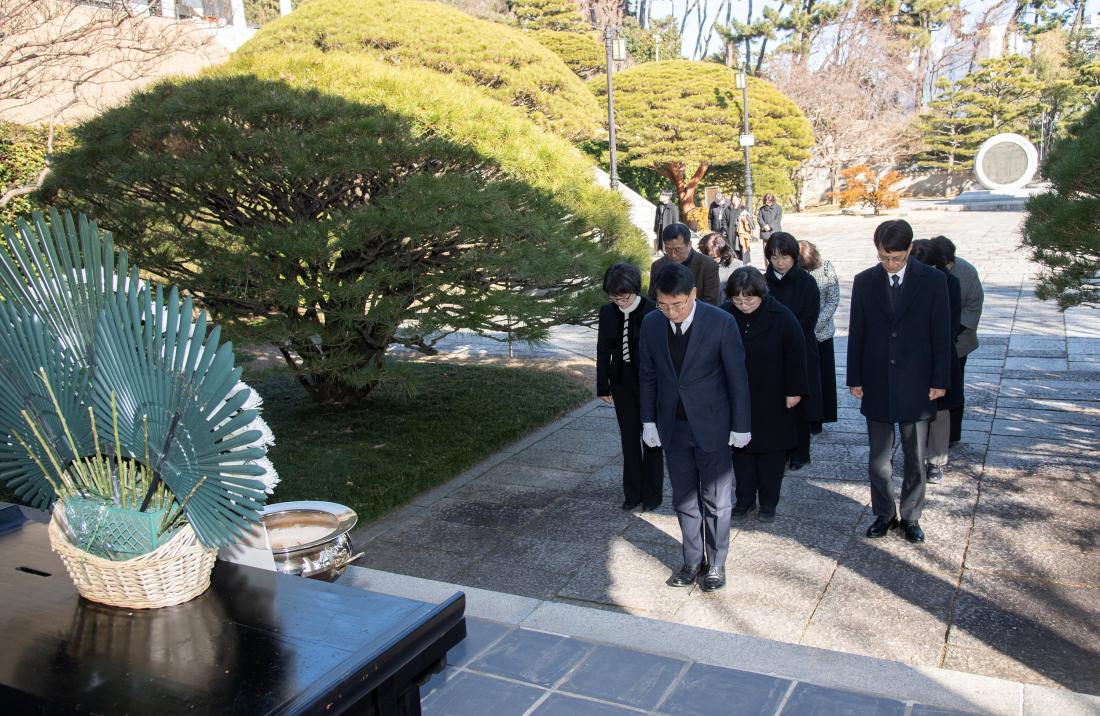 20260102_2026 신년 충렬사 참배_14.jpg