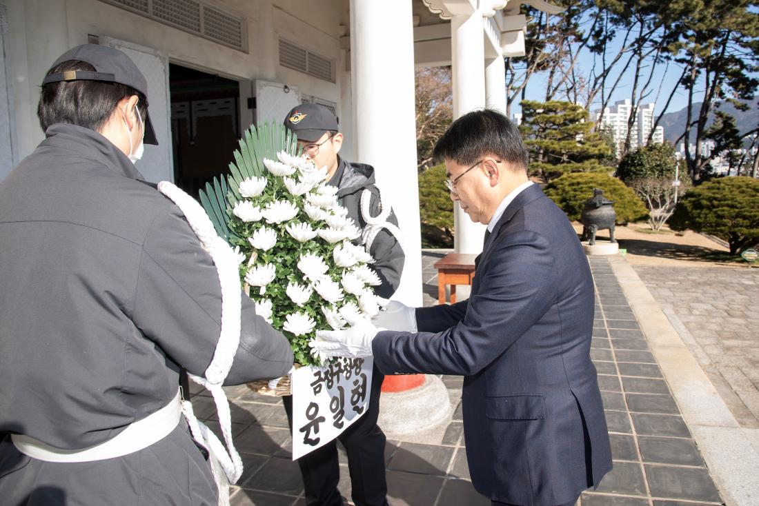 20260102_2026 신년 충렬사 참배_4.jpg