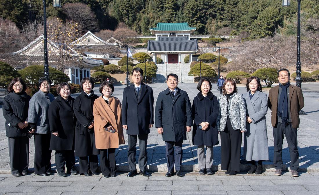 20260102_2026 신년 충렬사 참배_18.jpg