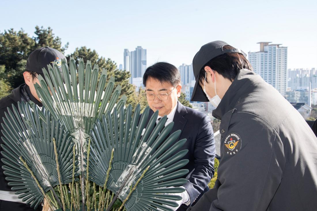 20260102_2026 신년 충렬사 참배_5.jpg