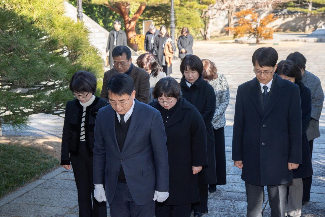 20260102_2026 신년 충렬사 참배_15.jpg