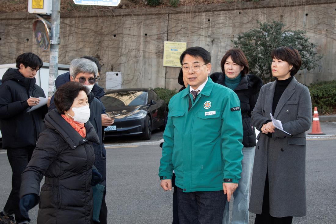 20250114_'주민 건의 사항' 사전 현장 방문_12.jpg