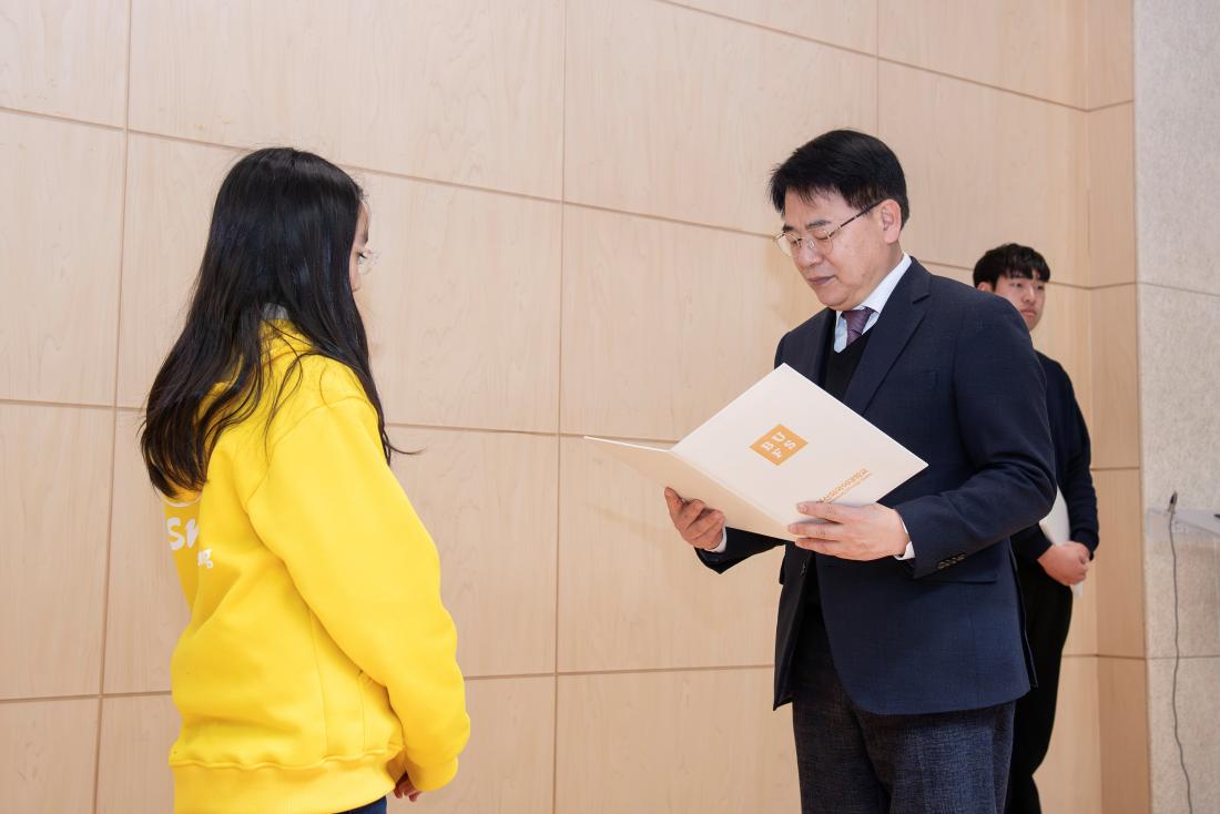 20260116_금정희망 겨울방학 어린이 영어캠프 수료식_2.jpg