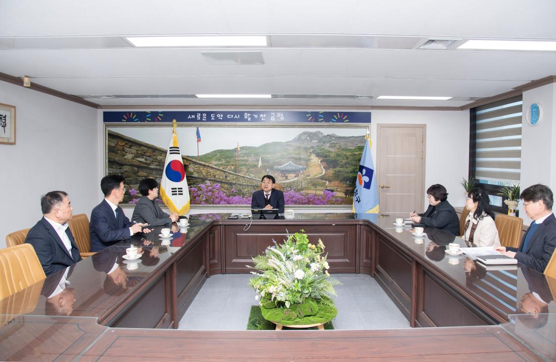 20260202_BNK 부산은행 이웃돕기 성품 기탁식_7.jpg