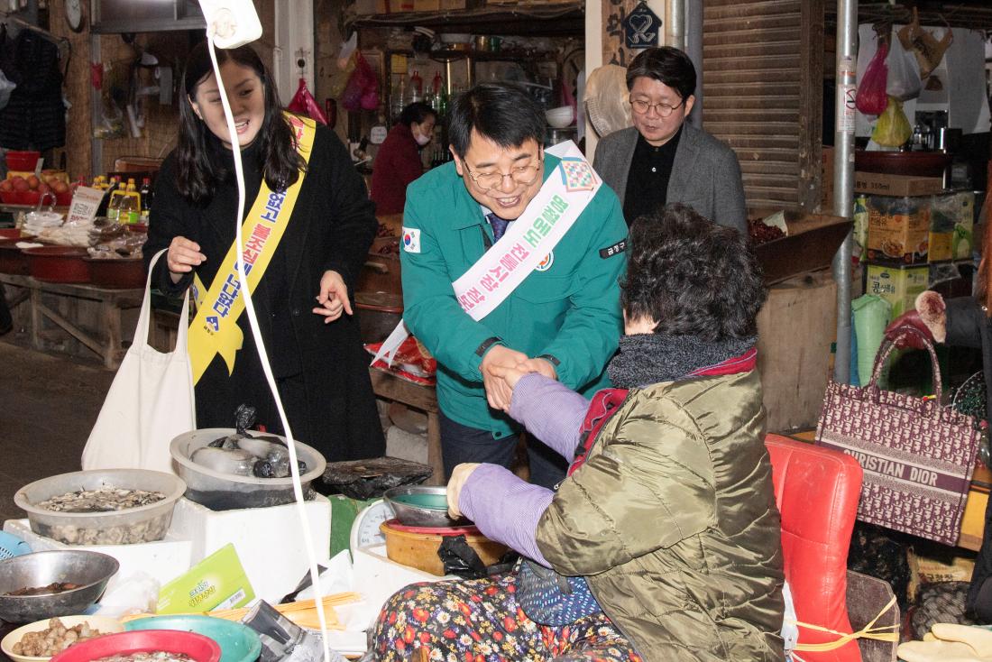 20260210_설맞이 전통시장 방문_16.jpg