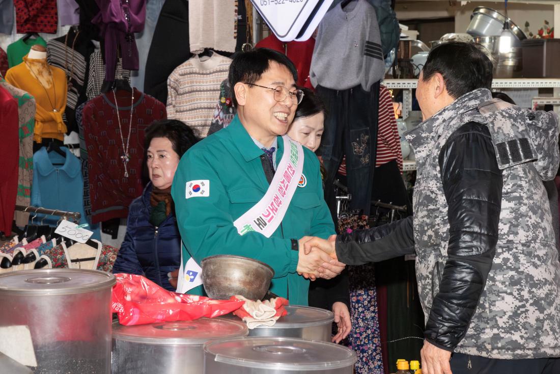 20260210_설맞이 전통시장 방문_28.jpg