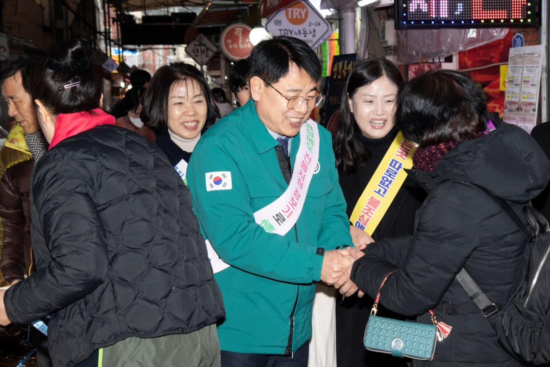 20260210_설맞이 전통시장 방문_23.jpg