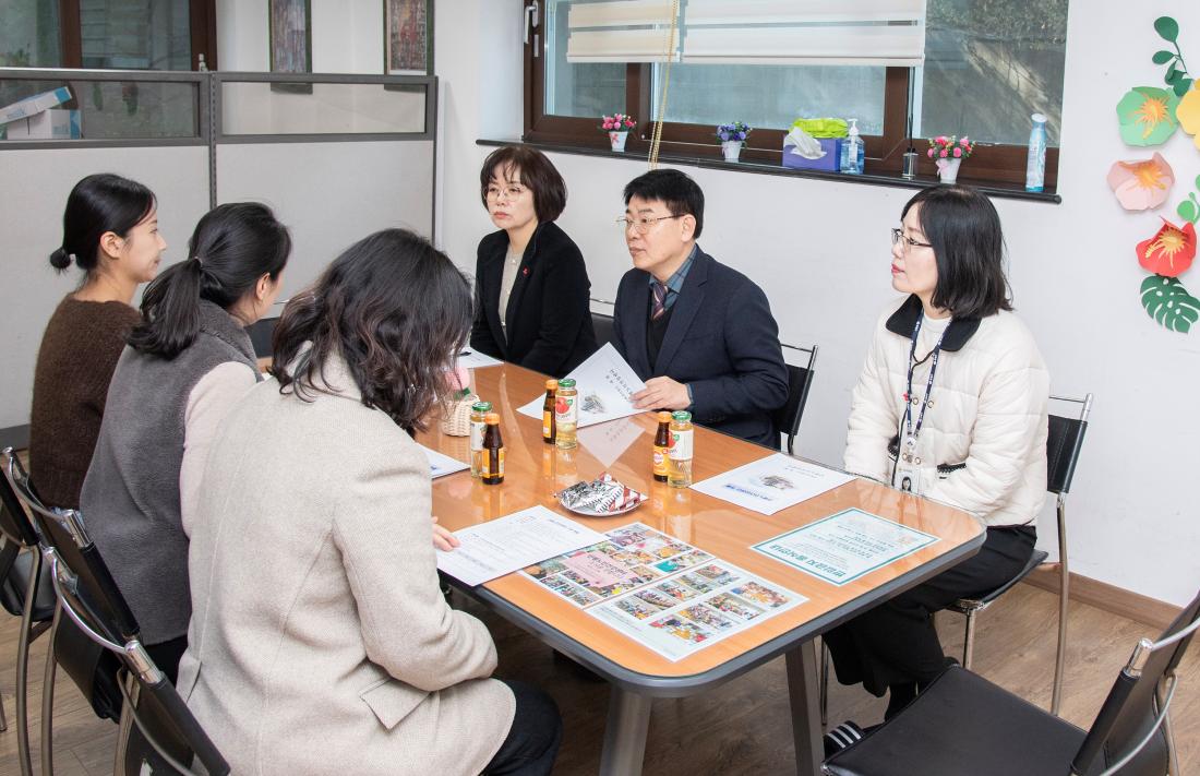 20260211_설 맞이 사회복지시설 방문_18.jpg