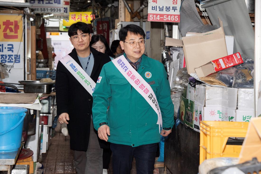 20260211_설 맞이 전통시장 현장 방문_20.jpg