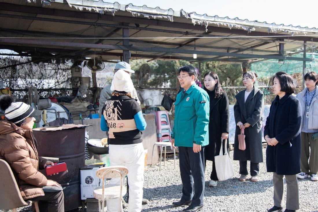 20260212_설 맞이 전통시장 방문_14.jpg