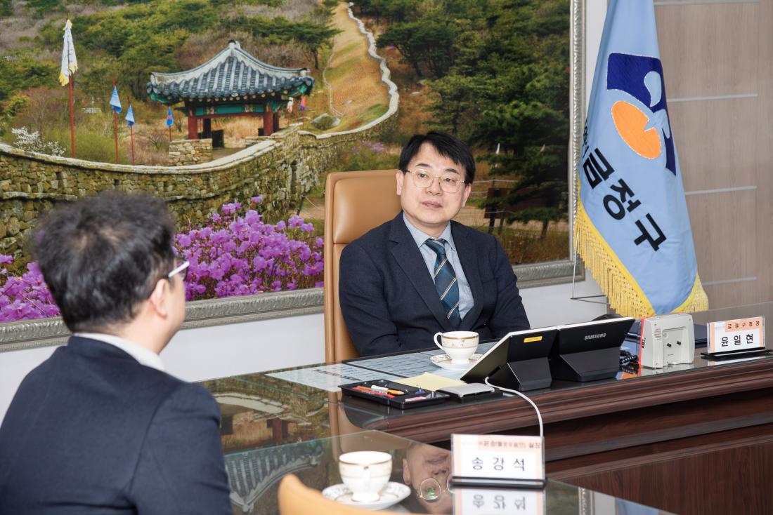 20260226_FLOW HOMME, 이웃돕기 성품 기탁_3.jpg