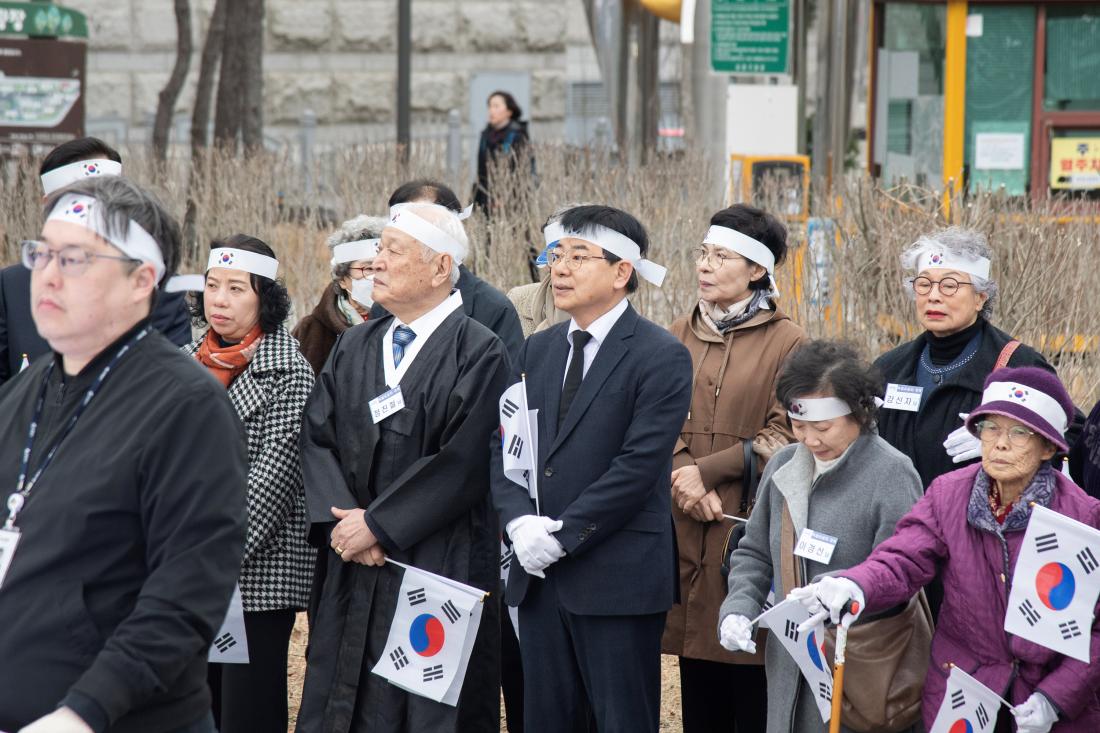 20260301_제107주년 3.1절 기념 대형태극기 게양식_14.jpg