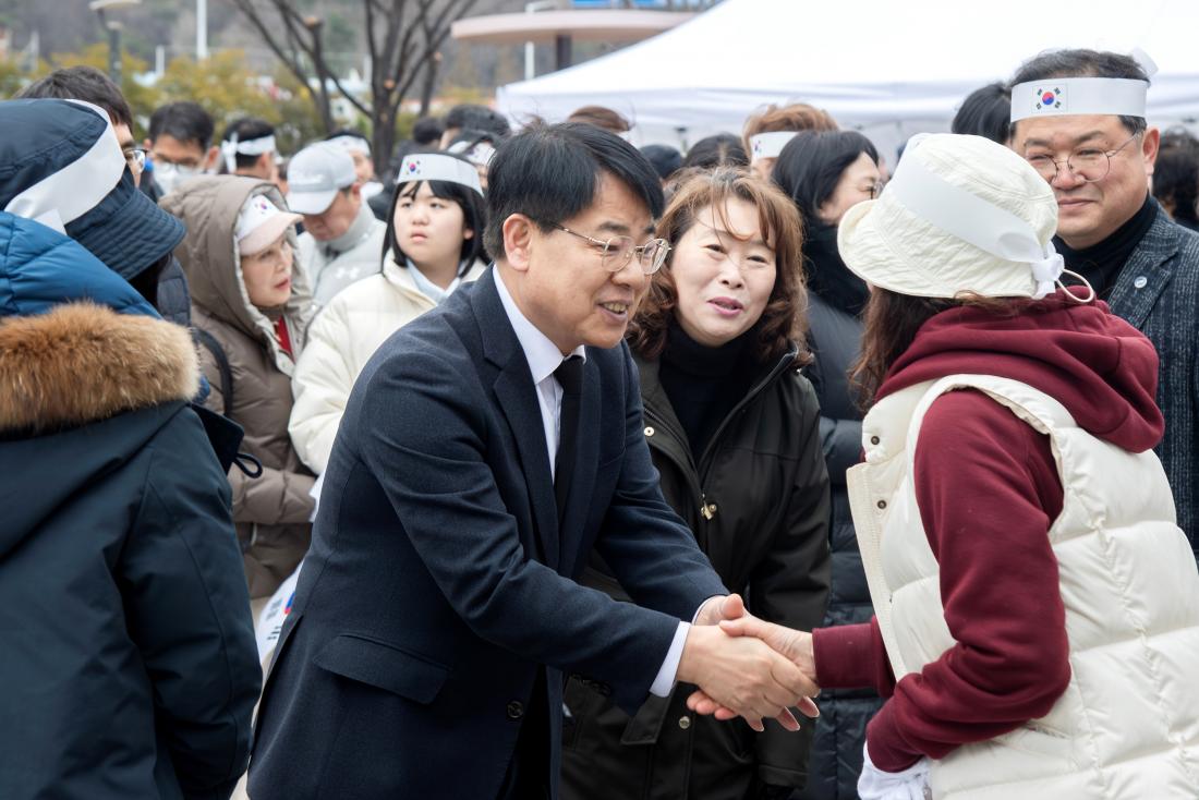 20260301_제107주년 3.1절 기념 대형태극기 게양식_13.jpg