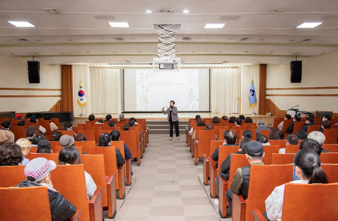 20260305_2026년 자활근로사업 참여자 안전교육_7.jpg