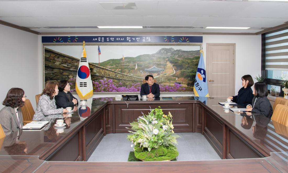 20260306_승진 직원 임용장 수여_7.jpg