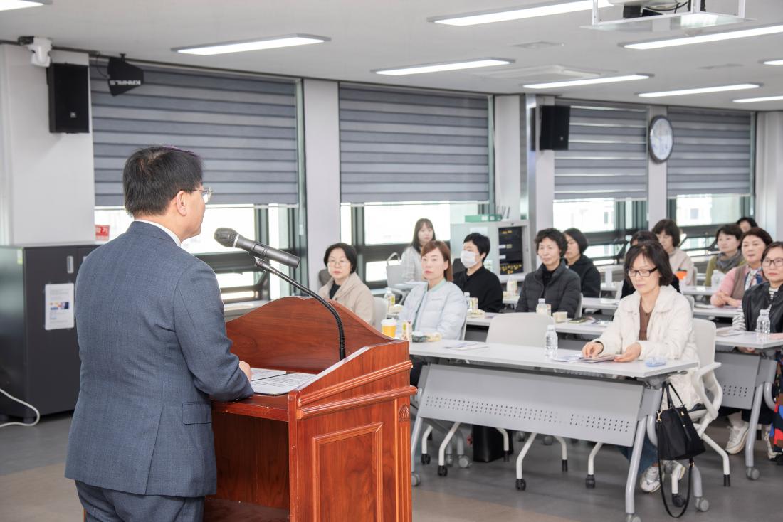 20260327_제1차 아이돌보미 집담회_6.jpg