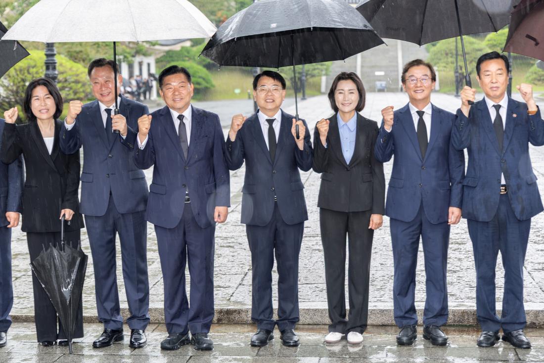 20260701_민선9기 취임 기념 충렬사 참배_11.jpg